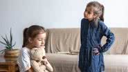 Conflitos entre irmãos pequenos fazem parte do desenvolvimento interpessoal de crianças